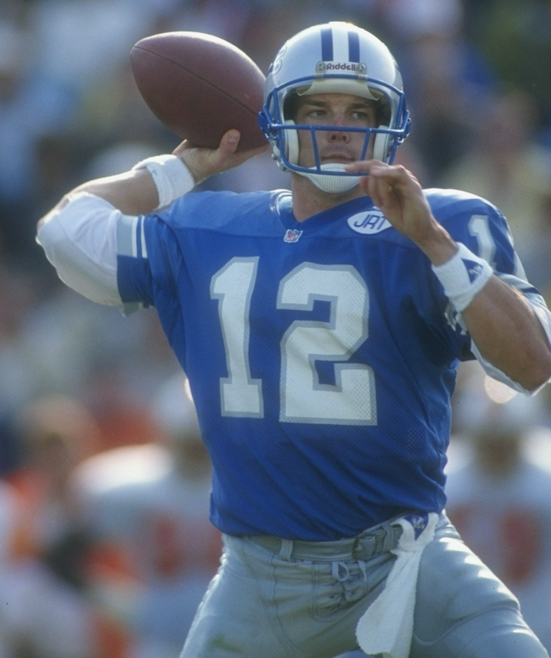 ESPNNFL's tweet photo. Former Lions QB Erik Kramer suffered a gun shot wound in a suicide attempt last night. 
http://t.co/Dp6bvN6Otm http://t.co/OFXEIgzSqN