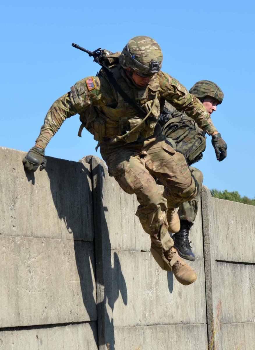 USArmyEURAF's tweet photo. US and #NATOAllies overcoming obstacles together for a #StrongEurope during #AtlanticResolve, http://t.co/ZVsDd5o0yl http://t.co/wHiwGGwI4a