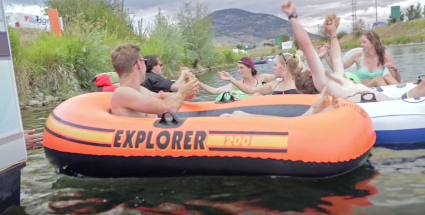 Marketing_Mag's tweet photo. You've heard of a drive thru, but what about a float thru? @AWCanada made it a reality. http://t.co/cfnAWOcVCr http://t.co/JbxI6QfnEG
