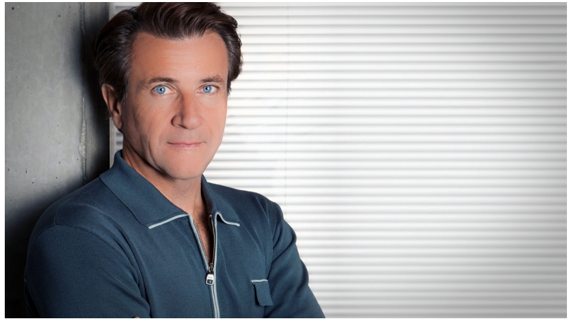 FiscalCliffW's tweet photo. Shark Tank's Robert Herjavec: In Business, Don't Forget That 'The Sun Always Rises Tomorrow' http://t.co/YG90rrB7Z0 http://t.co/yvhIqIUsiS