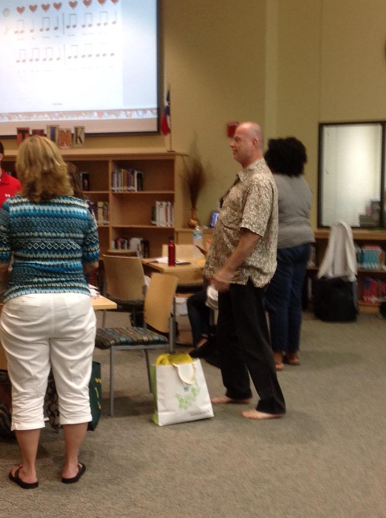 PISDFineArts's tweet photo. Roger Sam sharing #purposefullypathways with Elem Music Ts today!  So fun. #makemusic15 #pisdmakeyourmark http://t.co/q0nq4t2NcF