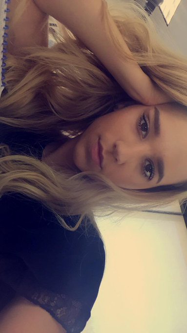 Who are you to judge. #curlyhairdontcare http://t.co/537OTaFnwI<a href="/tag/curlyhairdontcare"class="tags">#curlyhairdontcare</a>