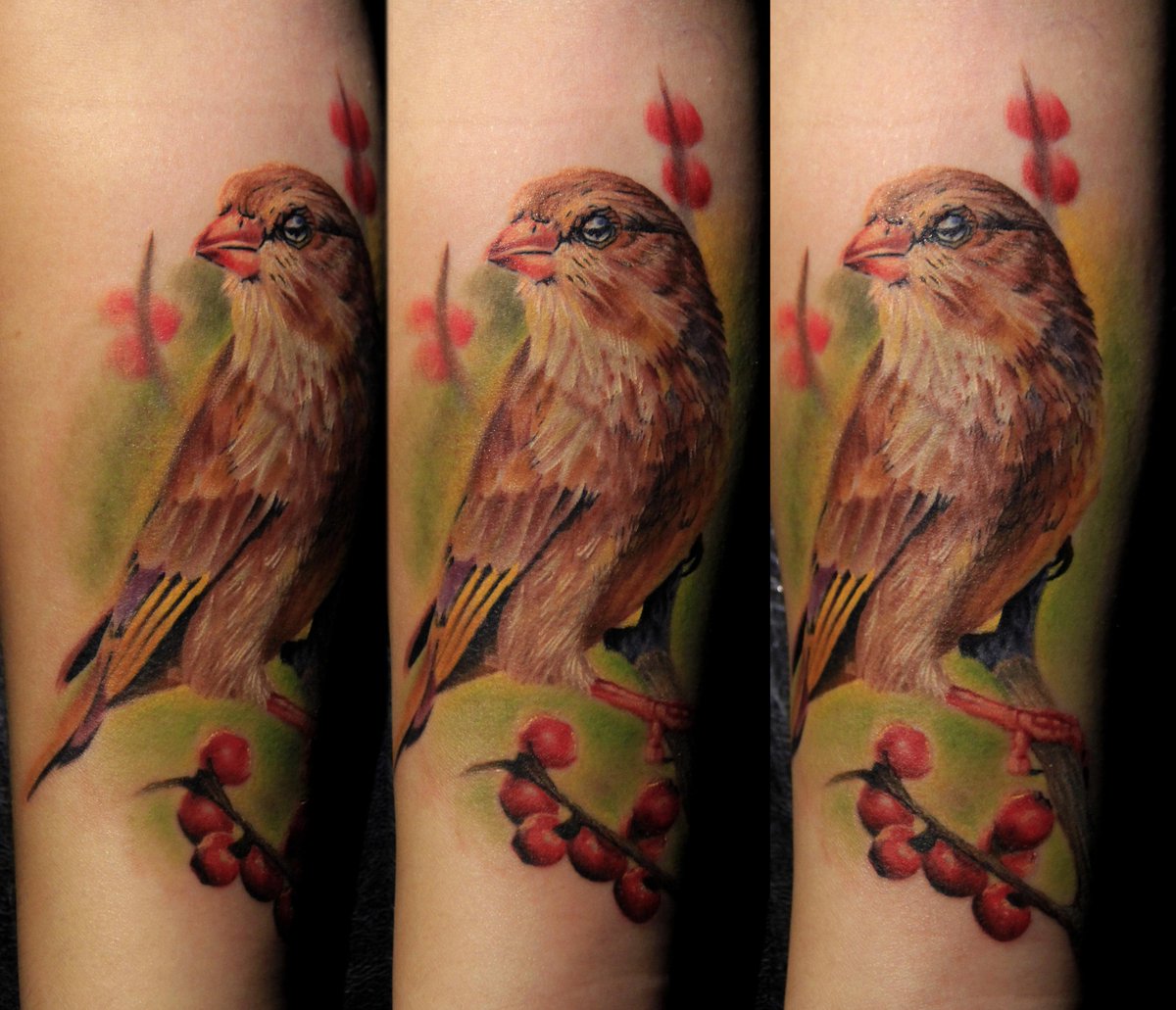 Sparrow comes from her heart. It is lovely, gentle, innocent, habitant. #tattoo #tattoosday <a href="/tattooartturkey/">10/10 Tattoo | 🇹🇷</a>