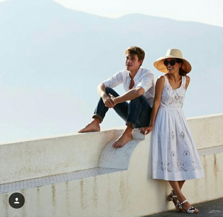 RubMagazine's tweet photo. @dolcegabbana #FashionLookRM #SeVisteDeModaRM #CasualRM #ALaModaRM #DGLookRM #TuRevistaInteractiva #TeDaMas http://t.co/M1SqjClLcg