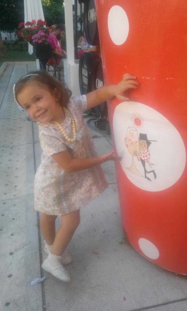 Rogardi88's tweet photo. Para un cartel procional, vayaaa!! @ElPimpiMalaga @gardivi http://t.co/n1qUVazX27