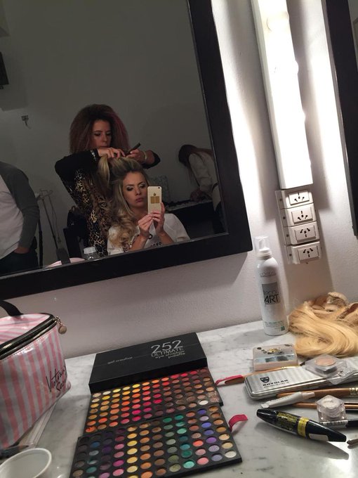 Ya comenzamos la producción para @RevistaNubilis #back ❤️❤️ http://t.co/lBjWHY8YTN