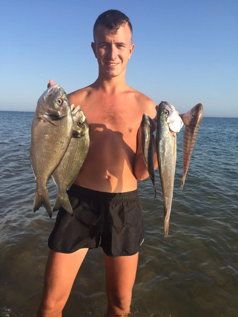 DavidJR46's tweet photo. Gran dia de pesca ayer!! http://t.co/OXU8v0rF0J
