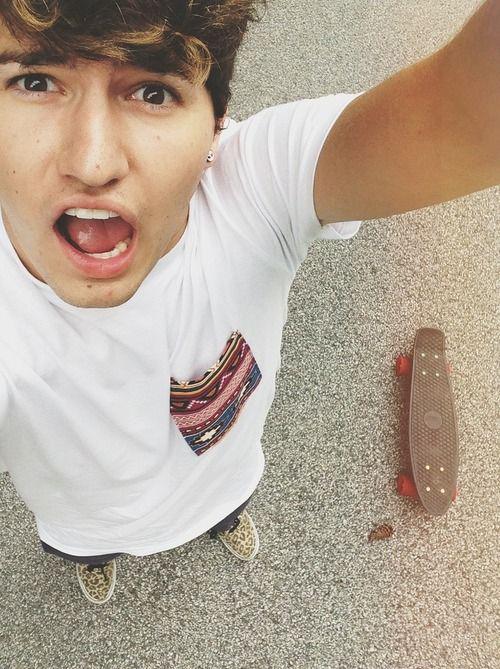 SarcasticFlirt's tweet photo. ○ Descendants RP ○

○ Looking for SLS ○ 

○ Up to RP! ○

○ RT? ○ http://t.co/BN2w9ujCF4