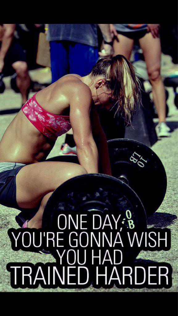 KeepFitDaily's tweet image. Where you at? Gyming or Partying? #Fitness #Comes #First