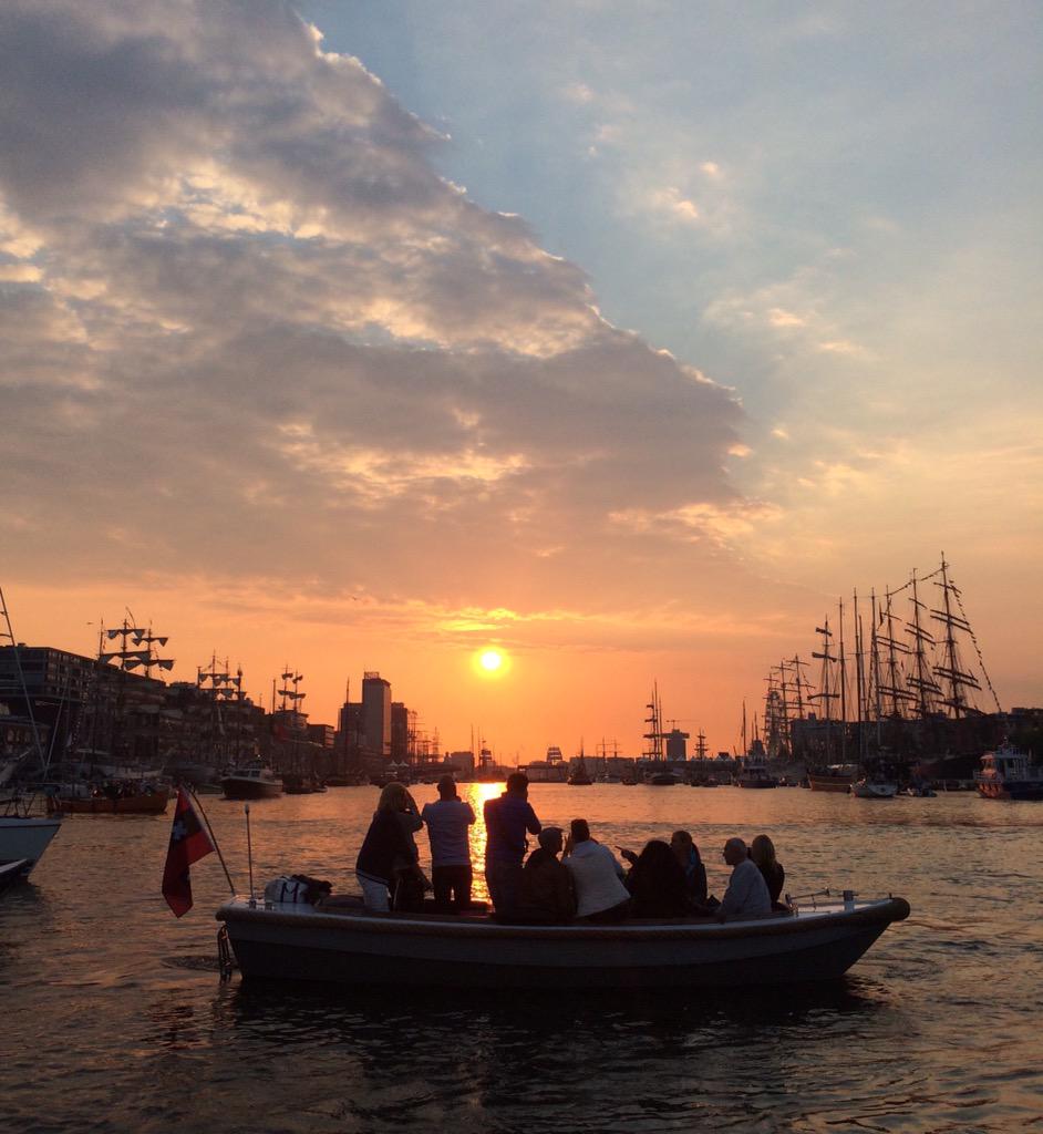 janouzoet's tweet photo. Heerlijke eerste SAIL dag gister #SAILinbeeld #SAIL2015 http://t.co/sXdQoMfWIX