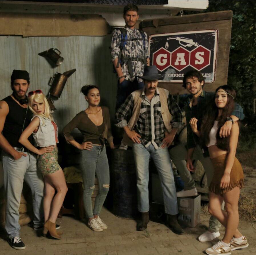 SinegrafFilm's tweet photo. #inadınaaşk @AcelyaTopaloglu @canyaman1989 @CemBelevi @ErenVurdem @nlydr @cevahir_turan @tanerrumelii @osman_sinav http://t.co/HDHpQiXKxh