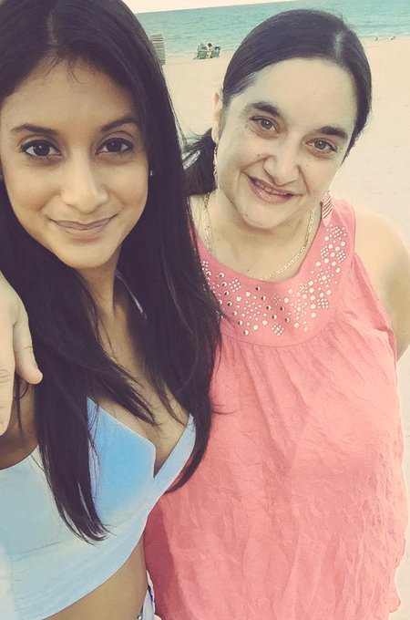 #tbt with Egyptbeauty #miamibeach http://t.co/FBbtROet9z<a href="/tag/tbt"class="tags">#tbt</a><a href="/tag/miamibeach"class="tags">#miamibeach</a>