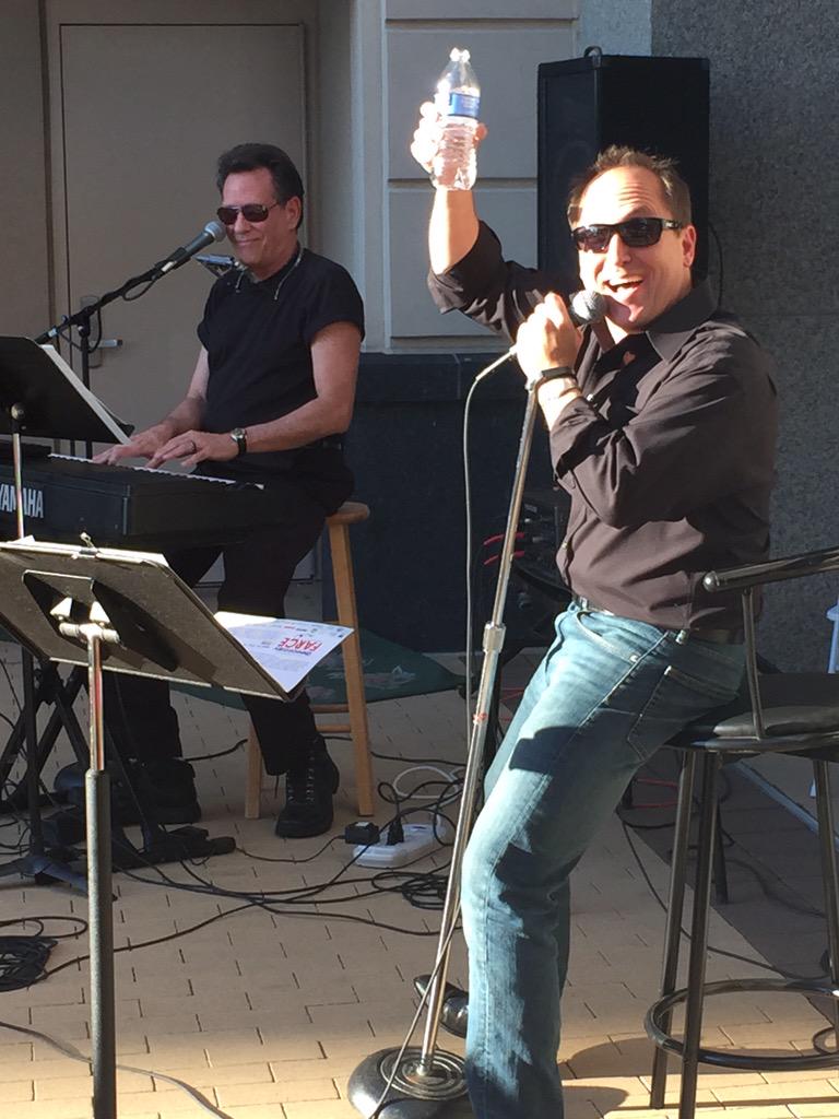 JIMIAS's tweet photo. @ActorsTheatreIN &amp; Ashton Wolf with @NickelPlatePlay bringing down the house tonight @CarmelCityCtr on the plaza! http://t.co/DwdISlnkR4