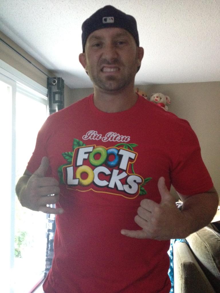 Irishjake15's tweet image. Bad ass new shirt! #footlocks