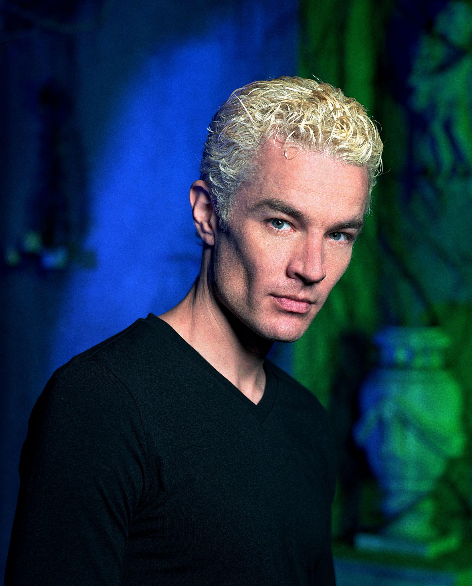 Happy 53rd Birthday to James Marsters!      