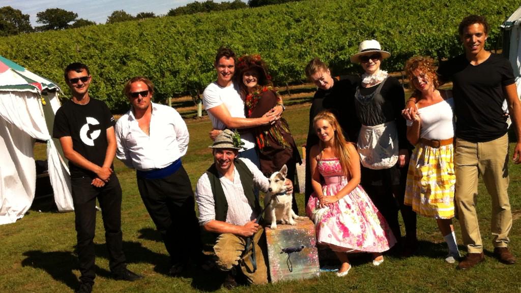 RMoonTheatre's tweet photo. @ChangelingThe @BethanForsey @felicitysparks @DWhitney @peterdukes87 #2gentshayfever #ShakespeareDogs http://t.co/T189S8PxLA