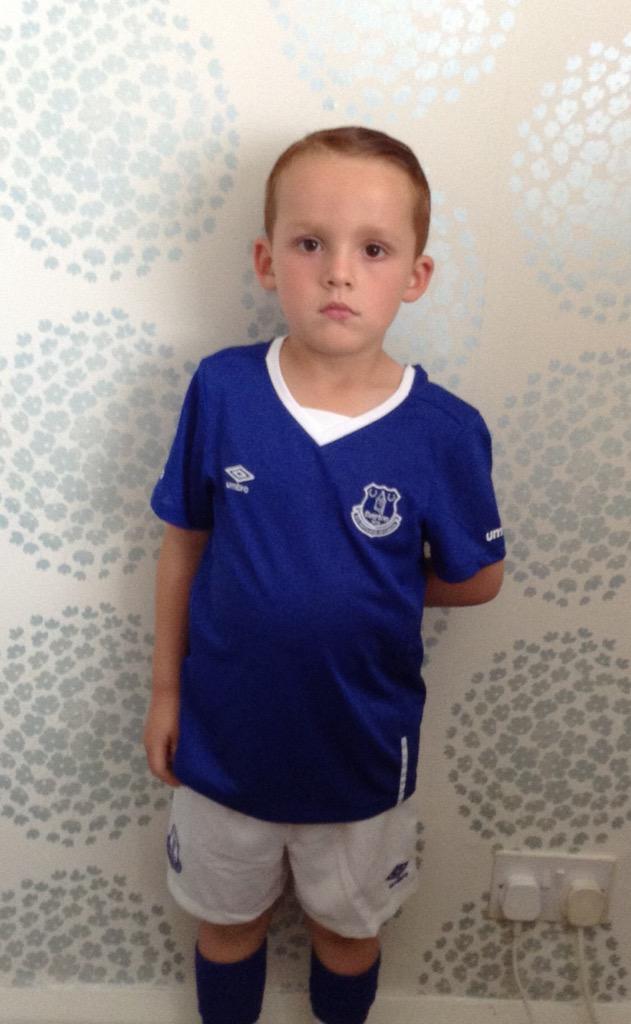 liseac's tweet image. @umbro #BORNefc