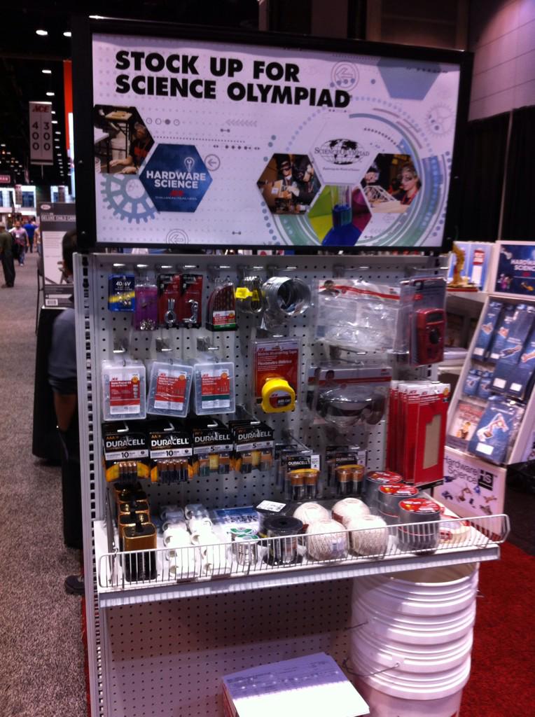 SOAlumniNetwork's tweet photo. 7,400 teams in 49 states: Stock up for Science Olympiad supplies at ACE! #acefall15 @SOAlumniNetwork #hardwarescience http://t.co/eahAmbFYOy