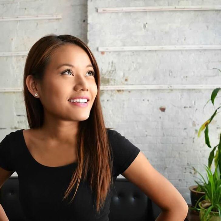 vancitybiz's tweet photo. This beauty @juliannekeu is helping us send out invites to #perfectpitchvancity @bypassmarketing #targetedtweets ✨ http://t.co/XVXxpmDgly