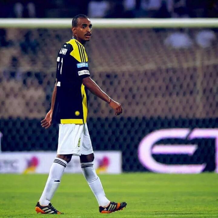 FRS_1927's tweet photo. افضل صفقه محليه .. اثبتت نفسها للان ..💛

وحشش داخل الملعب ان استمر ع هذا الاداء ، 💛

#الاتحاد http://t.co/SF1GzT6ejI