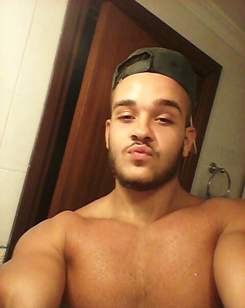 SebasTunechi tweet picture