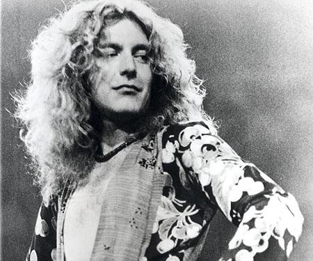Happy Birthday Robert Plant!!! 
Un Excelente Volcalista! :\)
Con muchos recuerdos de sus canciones 