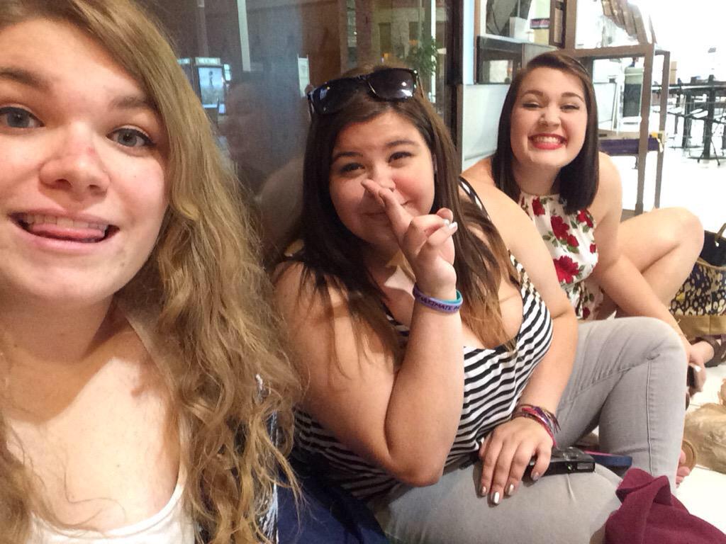 xKateAsh308x's tweet image. #sdkfamisconfident