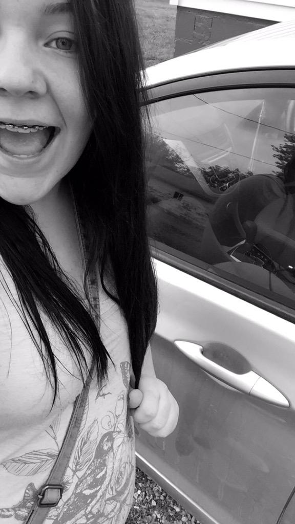 pbandjamey's tweet image. 🍒💣🌻👑💞 #sdkfamisconfident