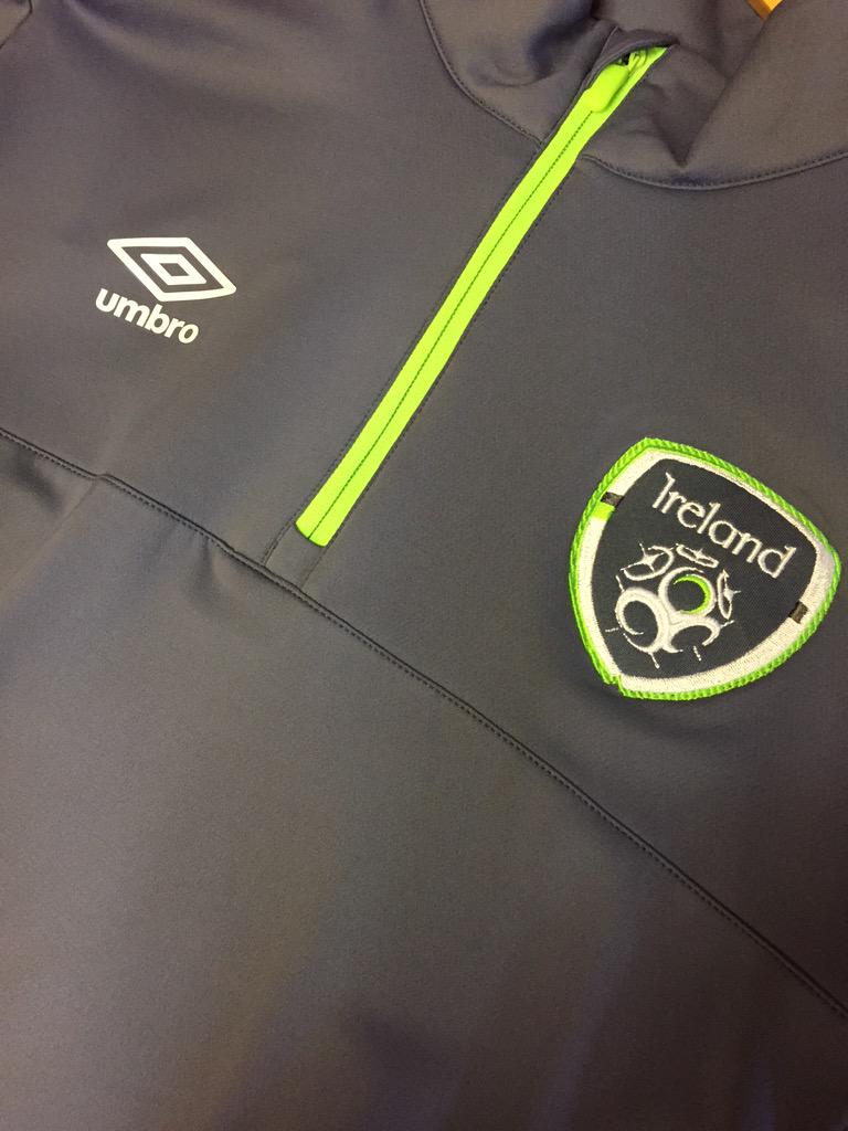 UmbroIreland's tweet photo. RT We are picking a winner for the €250 of NEW Ireland kit tomoro. You can BUY the range NOW @ http://t.co/XxEqw8kQL4 http://t.co/srHIh24JQ4