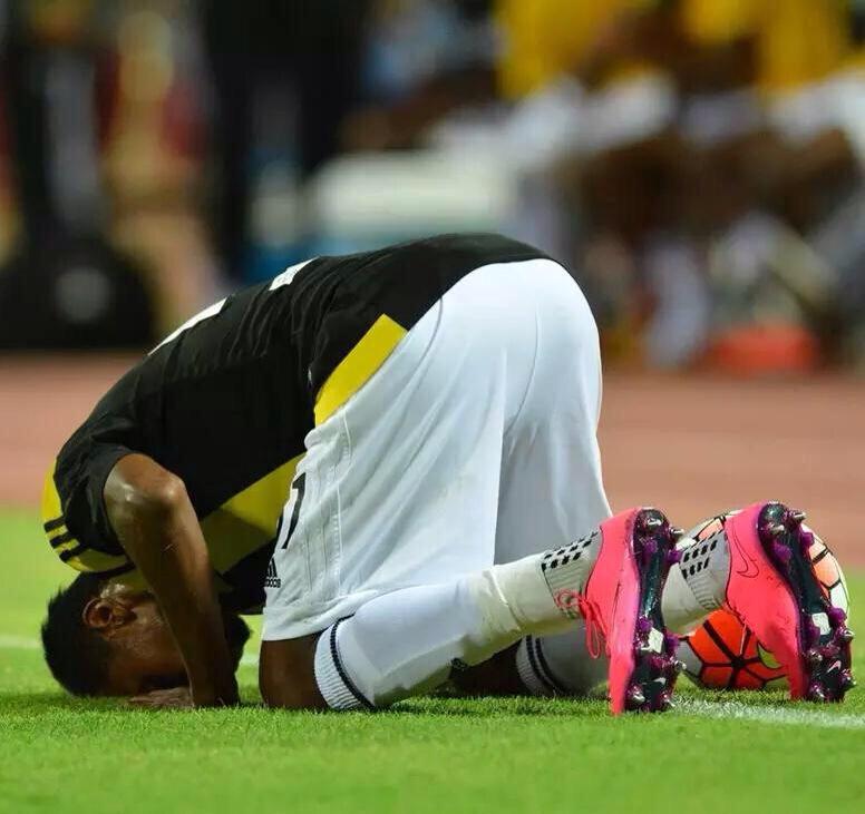 sa5r_3 tweet picture