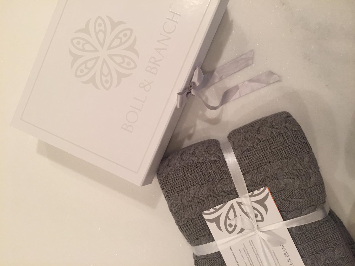 FashionableHost's tweet photo. Could the packaging for @BollAndBranch be any prettier? #BollandBranch #cableknitthrow #organic #obsessed http://t.co/RQvabo1qOY