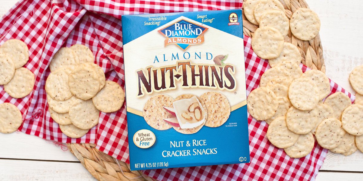 nutthins's tweet photo. Back to the basics today and we couldn't be happier #ItMustBeTheAlmonds http://t.co/S1jbCPQBBr