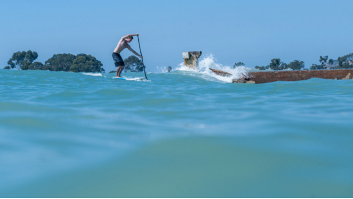 SUPthemag's tweet photo. Avoid heat exhaustion on water with expert tips from #SUP #PaddleHealthy by @SunProtectZone : http://t.co/eqqfyGEq4n http://t.co/Y5cHr6nmAa