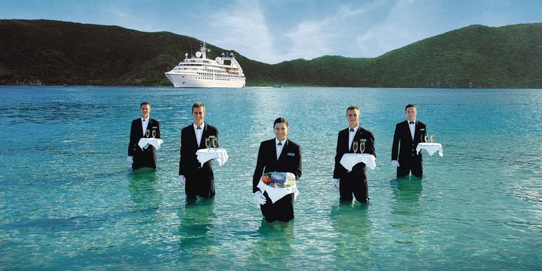 RuthRulesWorld's tweet photo. RT @CruiselineTalk: #Cruising101: Which #luxury cruise line is right for you? http://t.co/vdtCMBhLpX #CruiseChat http://t.co/TShMDYdKIw