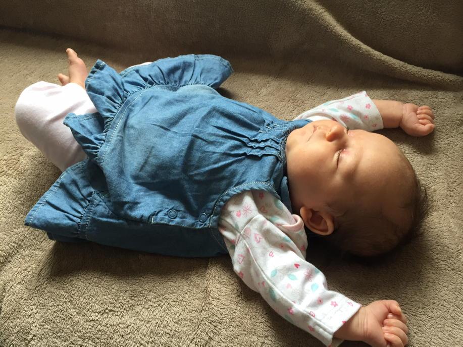 debspiper's tweet image. Doing what she does best #mpd