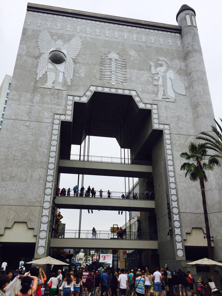 _Jess27's tweet image. Exploring Hollywood today was definitely fun &amp;amp; a huge difference between what we saw in East Hollywood #MSWCommunity