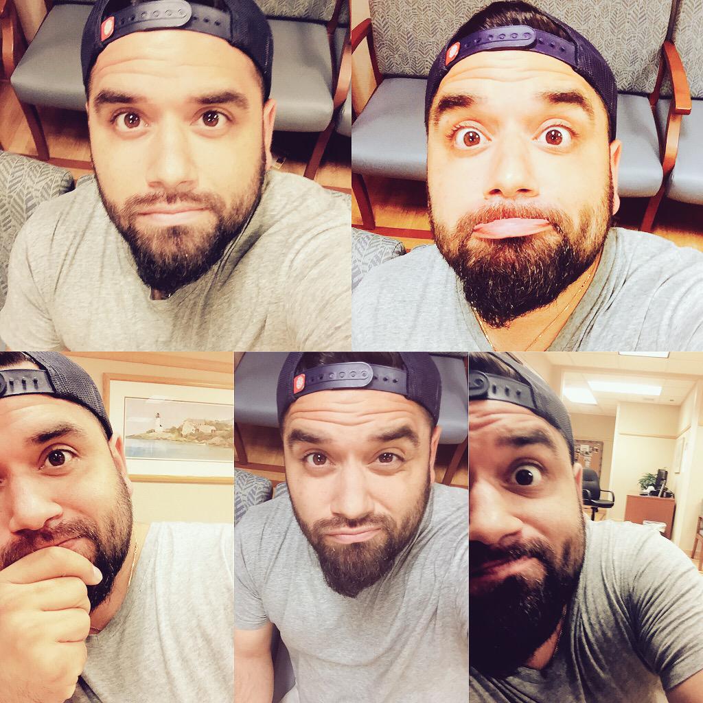 PETEGARZA329's tweet photo. Took my brother to different doctors today & waited..A lot. But I'm so #thankful he's doing ok 🙌🙌 #BoredFaces #Family http://t.co/OB9egqa6UD