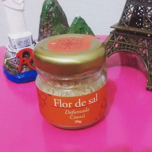 @ jalecocomglitter:Os benefícios da flor de sal.... Logo logo post no blog. 
#Blog #jalecocomglitter #Flordesal #Ma…