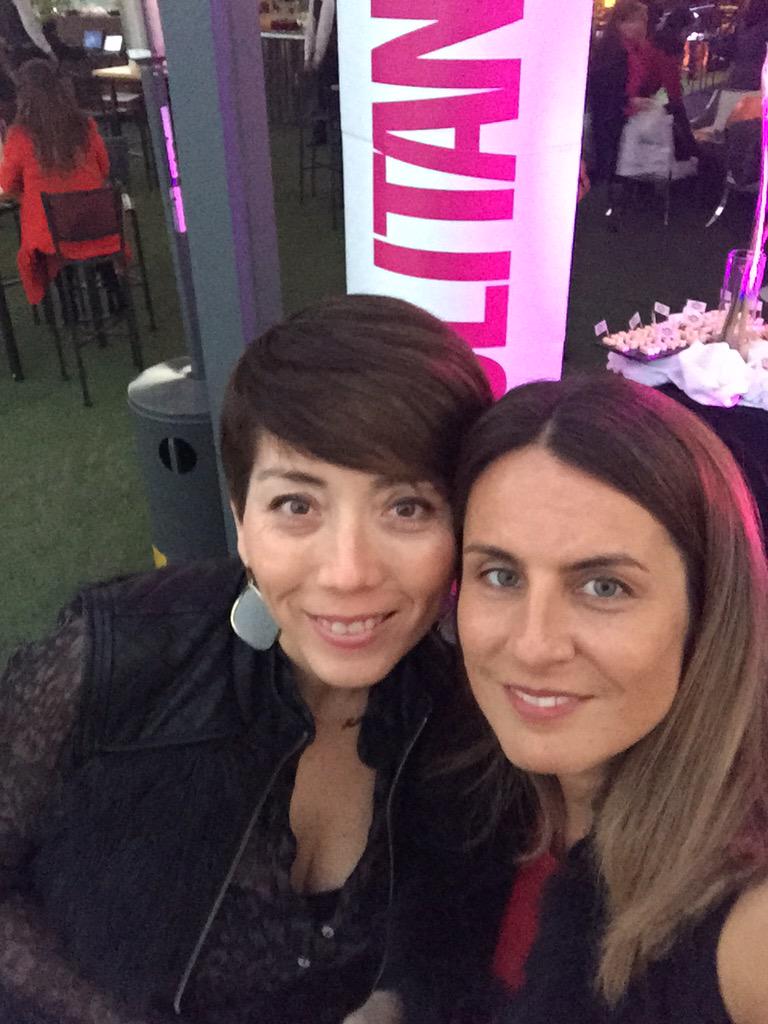 ximew's tweet photo. Con @KarenUribarri en #CosmoGrey http://t.co/uVIYTDc0ee