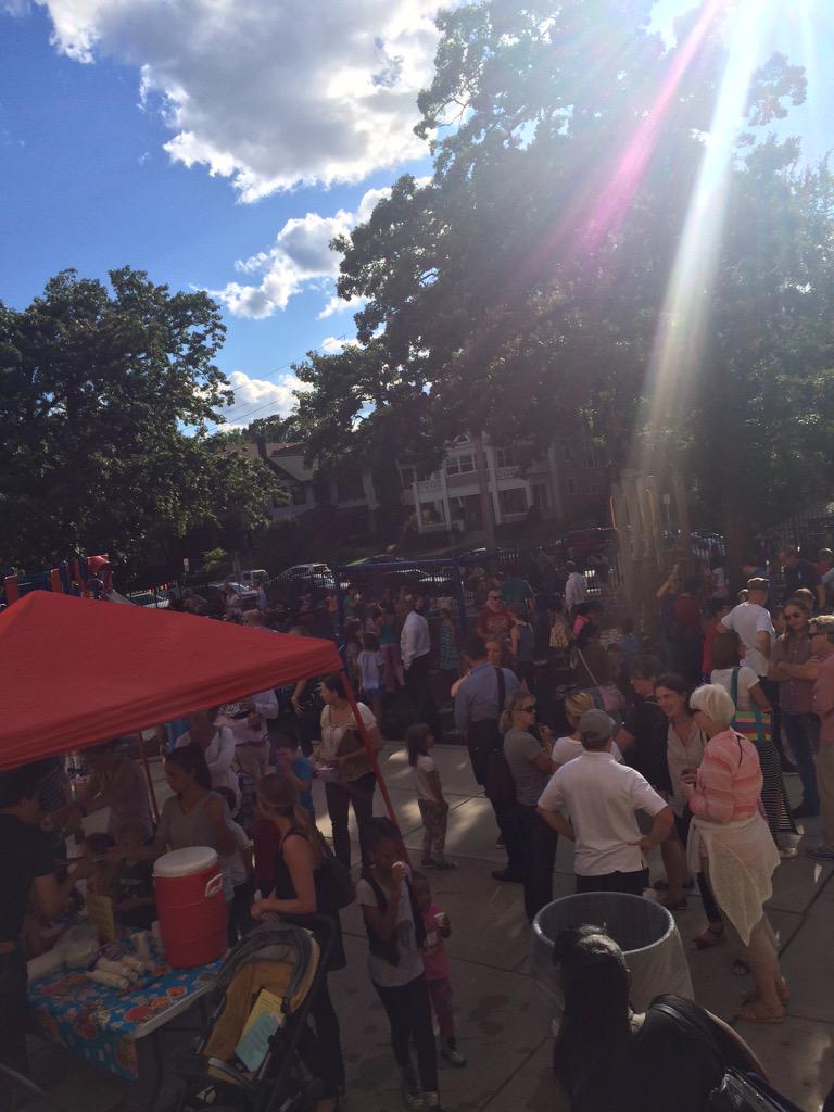 Kenwood's Open House - excited families &amp; staff . . .and ice cream! Such fun for students &amp; teachers to meet. #mpsed