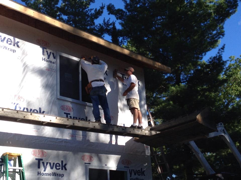 55horndog's tweet photo. Men at work! http://t.co/hD8HDvXg5V