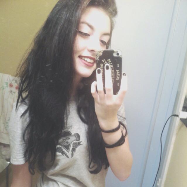 QueenLillyy's tweet photo. I'm a big girl now 🎶 http://t.co/Y4KoEDzMmN