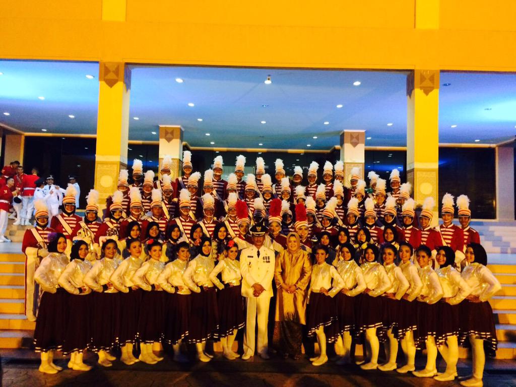 bbdcbatam's tweet photo. BBDC XXI/2015 | Upacara Penurunan | Dataran Engku Putri Batam Centre | 17 Agustus 2015 #BBDC #BBDCMoments #MBActivity http://t.co/e1pc1aKIll