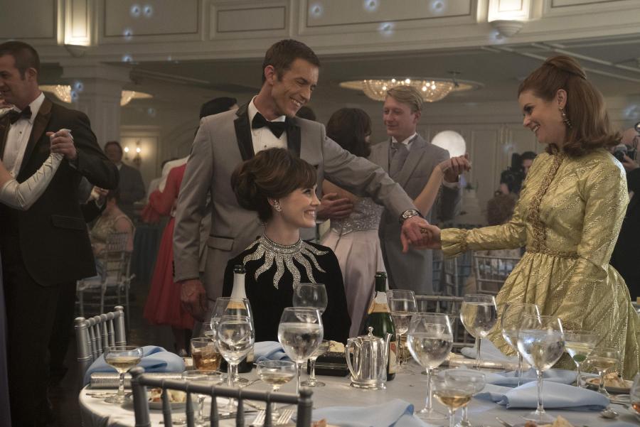 AstronautWives's tweet photo. It's time! The season finale of #AstronautWivesClub starts now! http://t.co/jqjpElsUnb