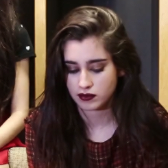 Notacheerleader's tweet photo. Tercer voto válido.

But when you call me baby, i know I'm not the only one.

#WorthItVMA http://t.co/vO2H3LLr6U
