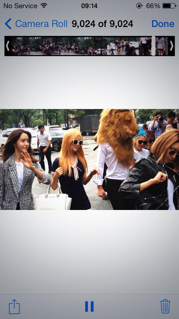 [PIC][21-08-2015]Hình ảnh mới nhất từ chuỗi hoạt động quảng bá cho “LION HEART” và “YOU THINK” của SNSD CM5EYB3WwAAXyEb