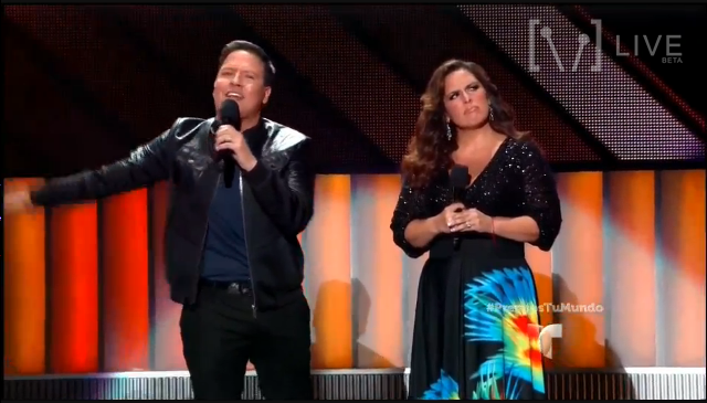 clubvalefansBR's tweet photo. FOTOS- @angelicavale #PremiosTuMundo http://t.co/cIrTGbNuzh