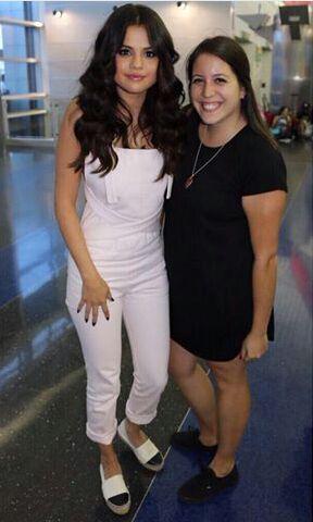 scarlettwitchs's tweet photo. Baba no corpo e na perfeição, Jesus #GoodForYouVMA http://t.co/MzpKWlGNLt