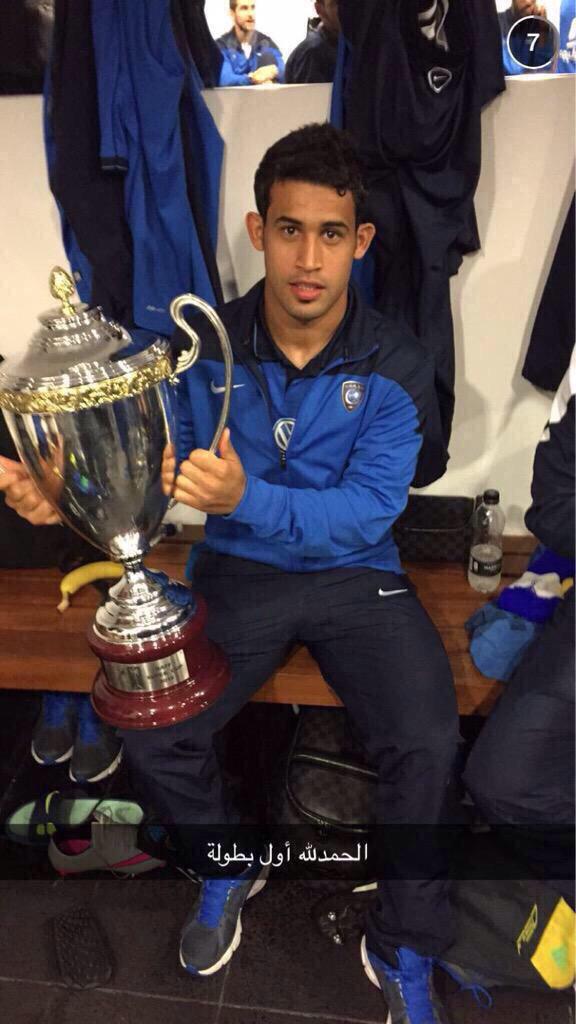 sas12347's tweet photo. يونس عليوي اول ما جاء الهلال ما لمس ولا كورة وأخذ كأس اعرف لاعب اول خمس دقايق لقم كوبري 😂😂😂😂😂😂😂😂😂😂😂😂😂😂 http://t.co/Yx4gphPhDg