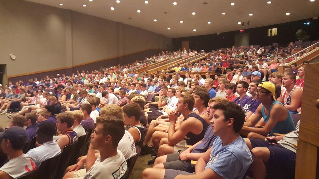 FSLatKState's tweet photo. Close to 400 new members at our #IFC New Member Convocation. #DefyStereotypes #ExceedStandards #MaximizePotential http://t.co/d2ns1JAJTj